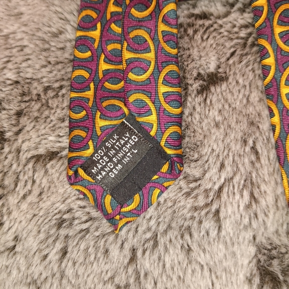 GUCCI Designed By Paolo Gucci Men's Vintage Silk Tie - Picture 2 of 4